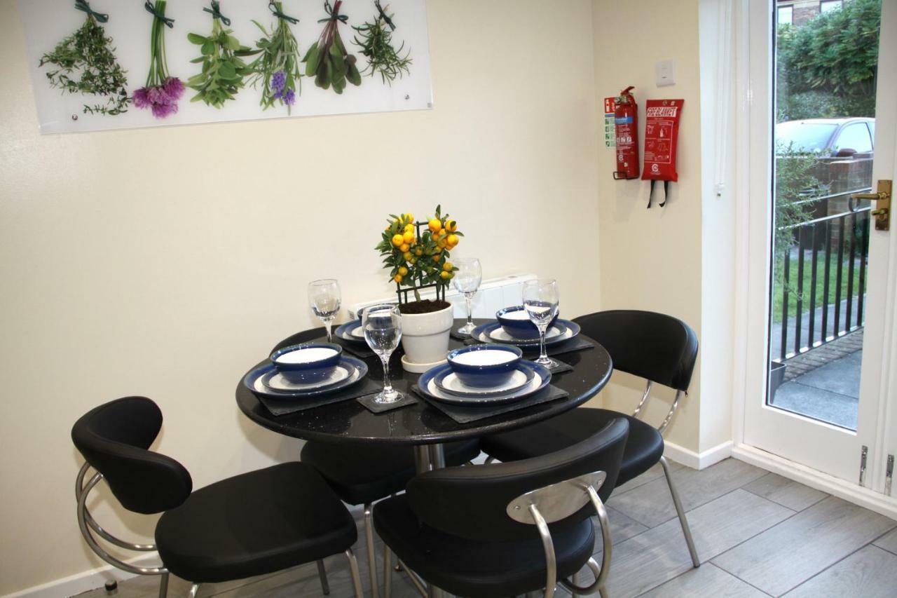 City Centre Town House With River Walks And Free Parking C27Hk York Exterior photo