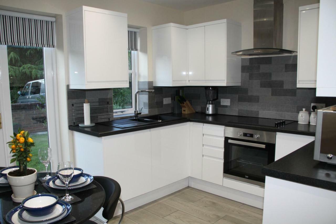 City Centre Town House With River Walks And Free Parking C27Hk York Exterior photo